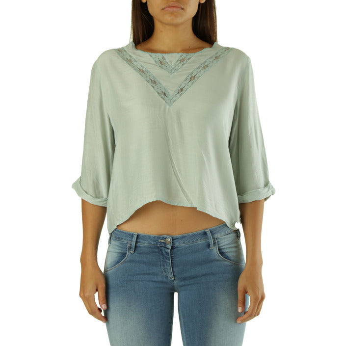 Met - Met  Women Blouse