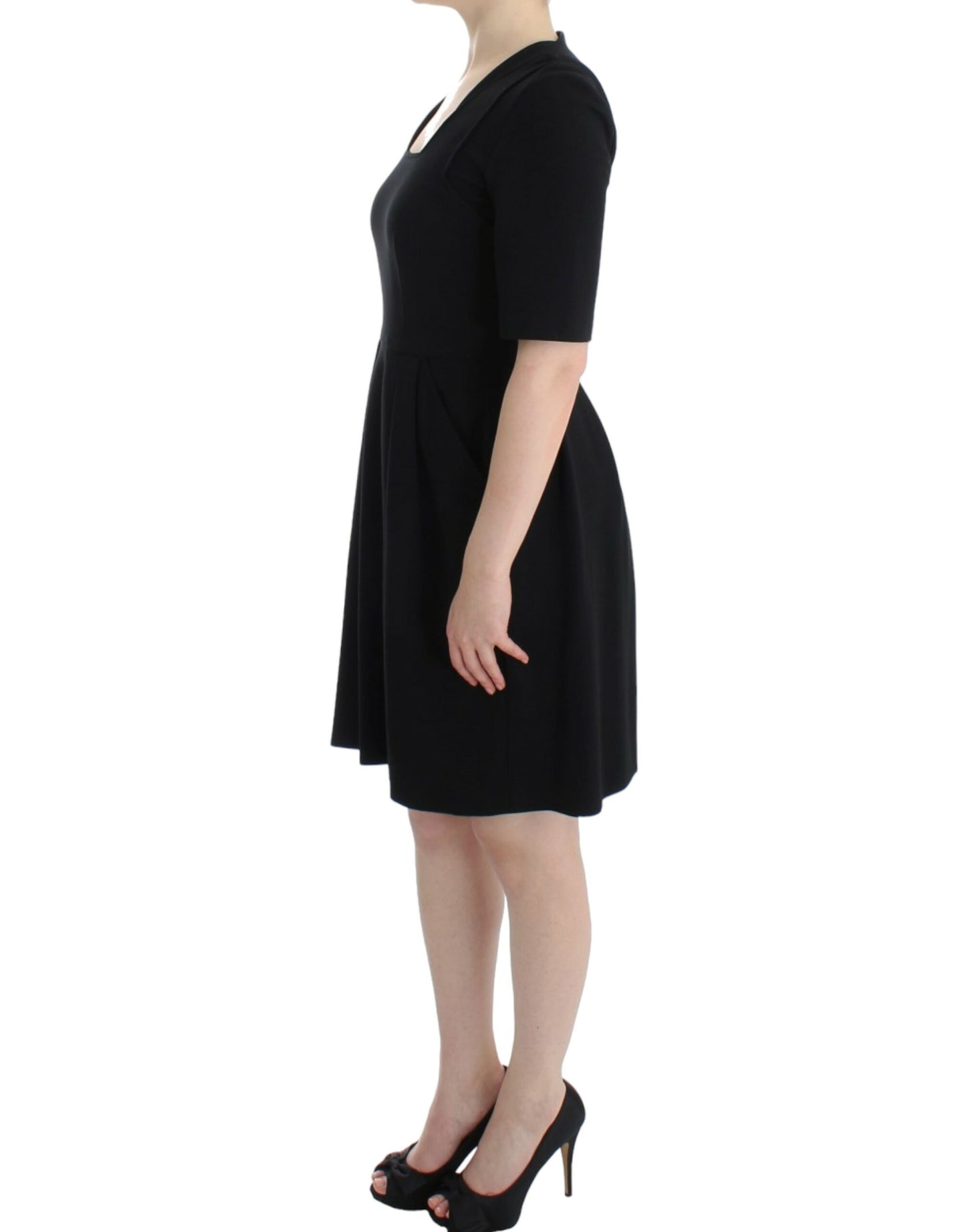 CO|TE Black short sleeve venus dress