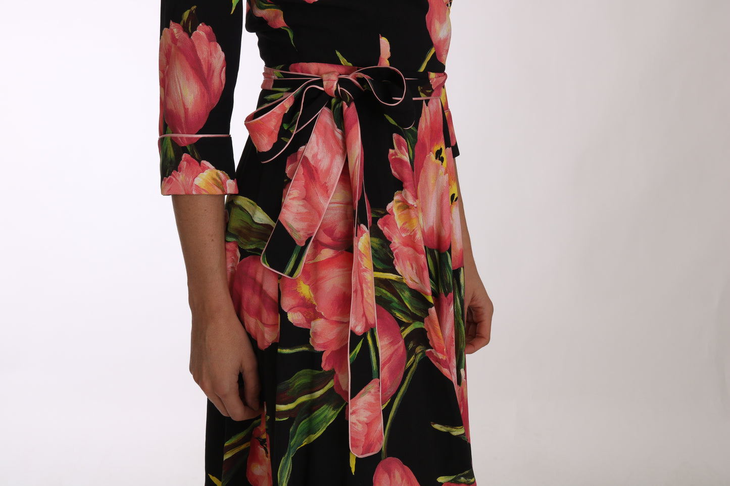 Dolce & Gabbana Black Pink Tulip Print Stretch Shift Dress