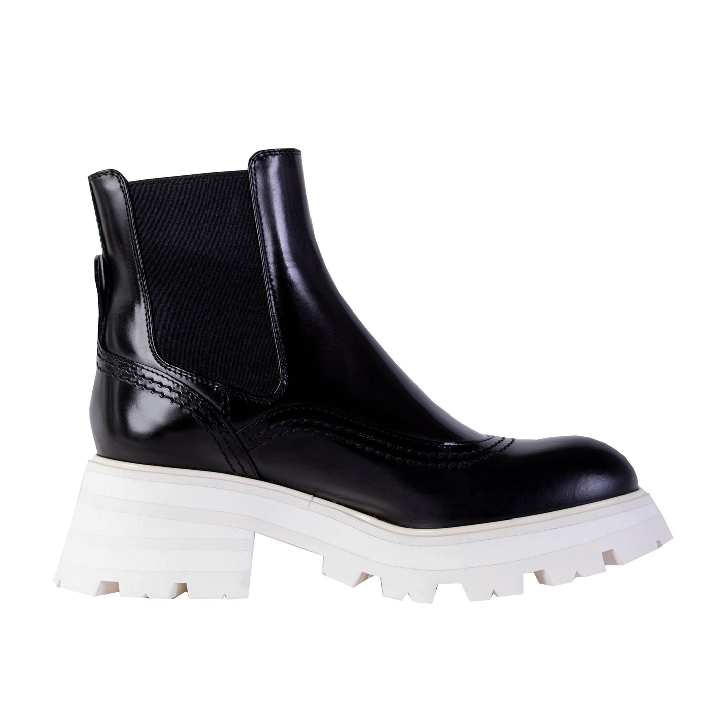 Alexander McQueen Alexander McQueen White Sole Chelsea Boots